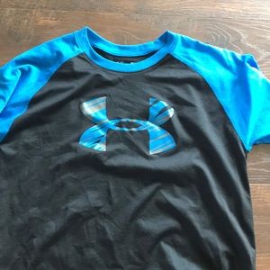 Under armor long sleeve T-shirt never been worn